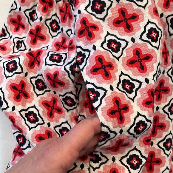 Boden Linen Long-sleeve V-neck Dress with Pockets - Picture 11 of 16